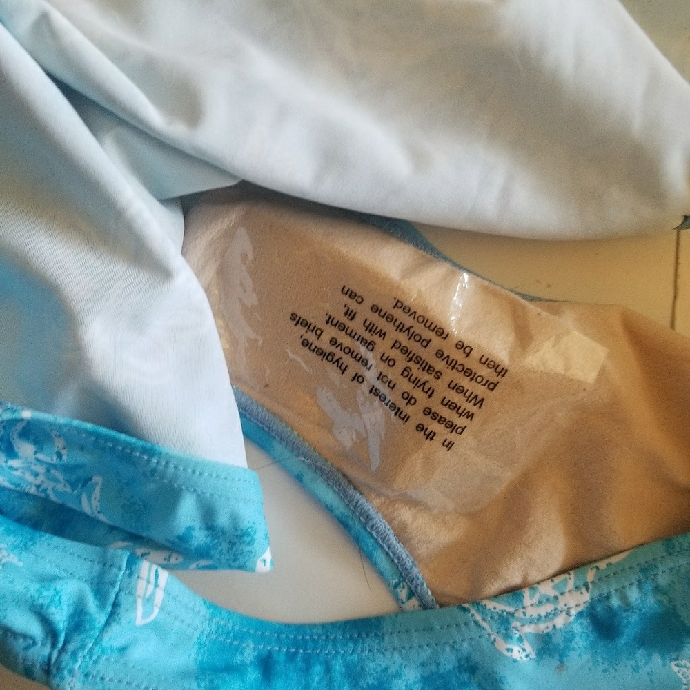 Nwot basic edition - Picture 5 of 5